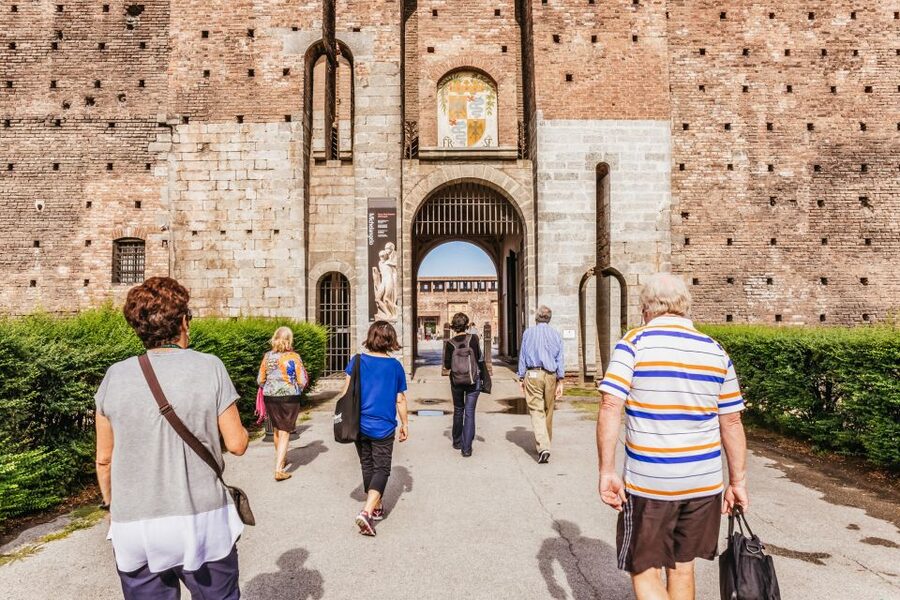 Milan: Guided Walking Tour & Last Supper Visit with Ticket - Key things that make this tour work