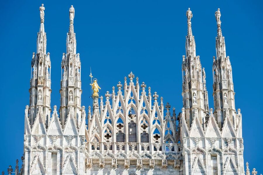 Milan: Guided Walking Tour with Duomo and the Last Supper - Sforza Castle inner yards: Milan’s power center, without the museum maze