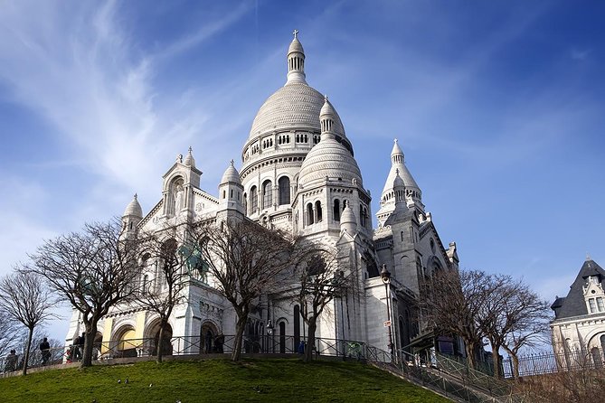 Montmartre District Walking Tour in Paris - Vigne du Clos Montmartre: Paris’ last working vineyard