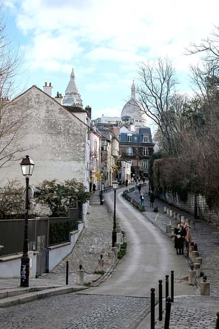 Montmartre for Art Lovers - Walking tour with Expert Guide - Trivia Questions, Prizes, and Why the Guide Keeps You Engaged