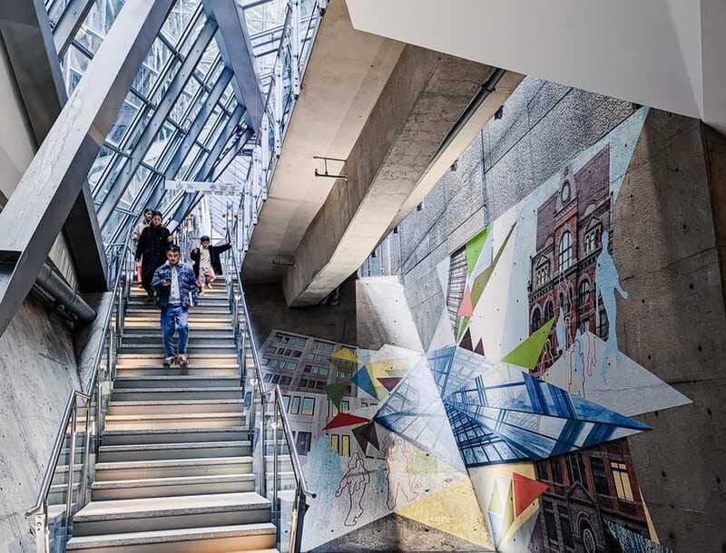 Montreal: RESO Underground City and Downtown Walking Tour - Underground stops with public art and hidden architecture