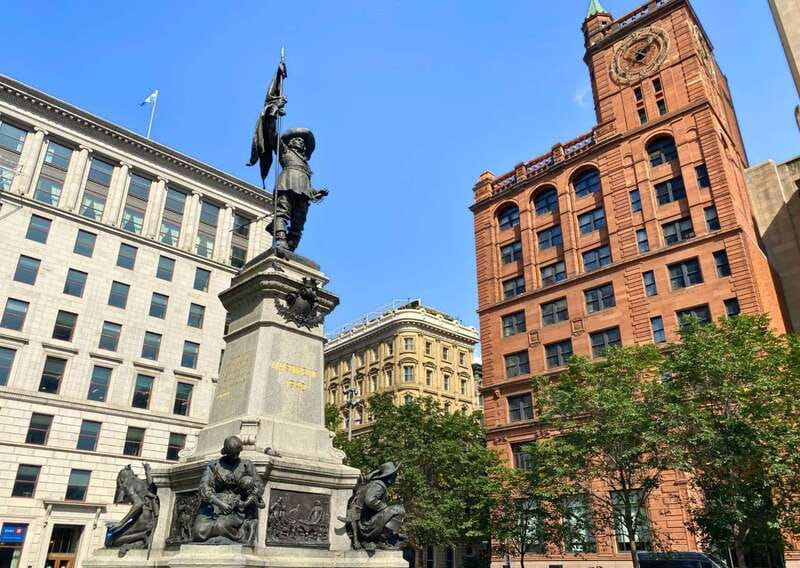 Montréal: The Original Old Montréal Walking Tour - Meeting at the Obelisk in Old Montréal: How to Find the Group Fast