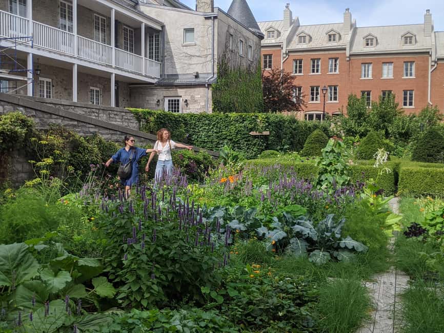 Montréal: The Original Old Montréal Walking Tour - The 2-Hour Walk That Gives You Bearings, Not Just Landmarks