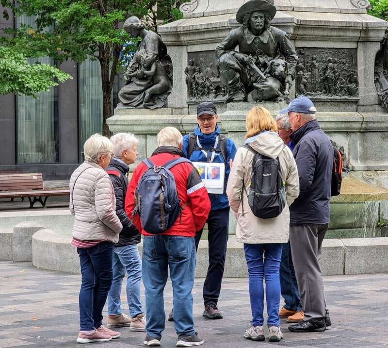 Montreal: Top Rated Small Group Old Montreal Walking Tour - Small treats, parting gift, and a list you’ll actually use