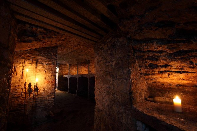 Multi-Sensory Night Walking Tour with Haunted Vaults in Edinburgh - Audio, headphones, and the guide performance that can make or break it