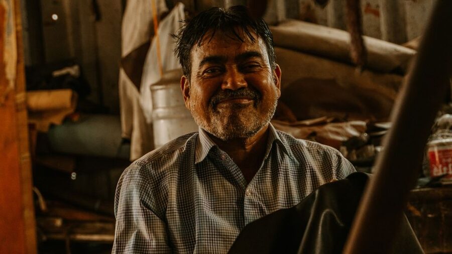 Mumbai: Dharavi Slum Walking Tour by First Female Tour Guide - Key points worth knowing before you go