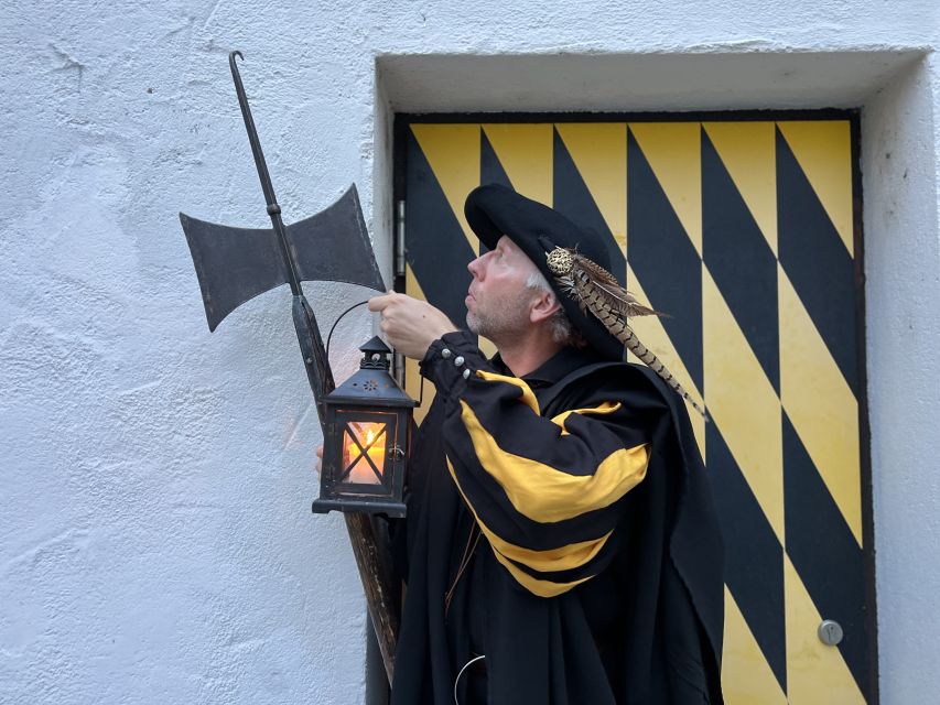Munich: Night Watchman Walking Tour - City walls and wine logic in the Middle Ages