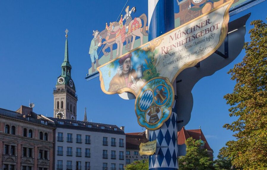 Munich: Old Town Guided Walking Tour - Key highlights to look for