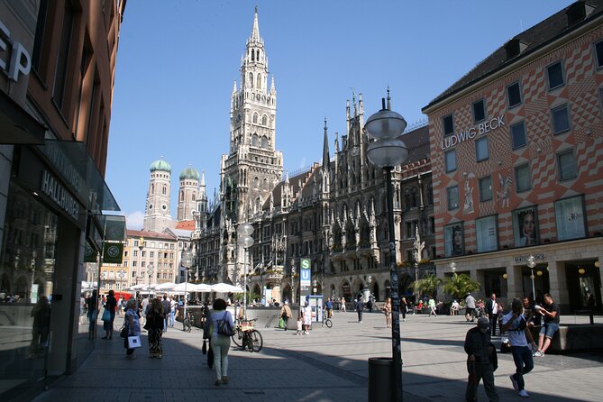 Munich: Old Town Walking Tour - Guides and group vibe: what to expect from the storytelling