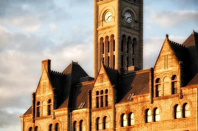 "Murder in Music City" Night-Time Ghost Walking Tour of Nashville - Walking, stairs, and who should book this