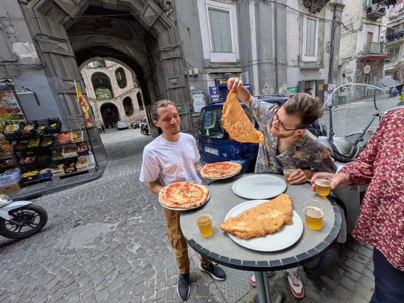 Naples: Street Art, Wine and Food Tasting Walking Tour - Porta San Gennaro: the saint behind Naples’ first impressions