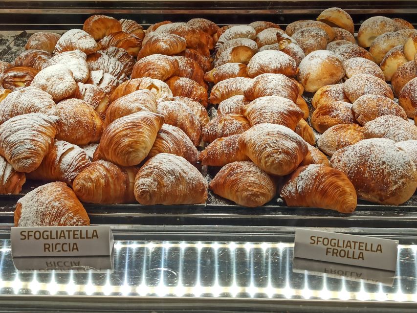 Naples: Street Food Walking Tour with Local Guide - Fresh mozzarella at a salumeria: where the flavors get grounded