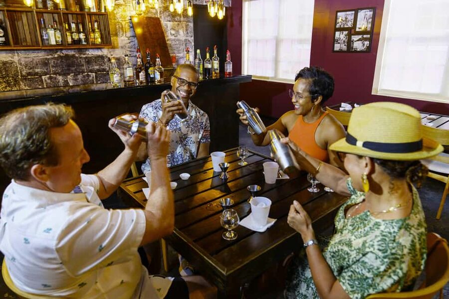 Nassau: Rum Tastings and Culinary Walking Tour - Price and value: why $98 can make sense for a 3-hour drinking tour