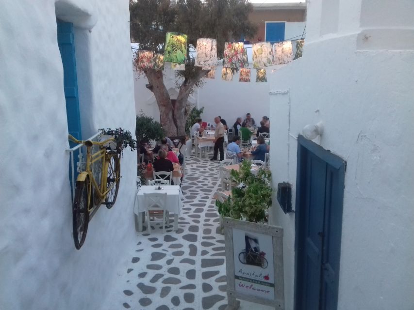 Naxos Castle Walking Tour and Sunset at the Portara - Naxos Town Streets: Getting Your Bearings in 30 Minutes