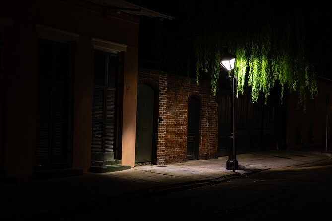 New Orleans Adults-Only True Crime and Ghost Walking Tour - The In-Between French Quarter Stop: Another Infamous Killer, Another Twist