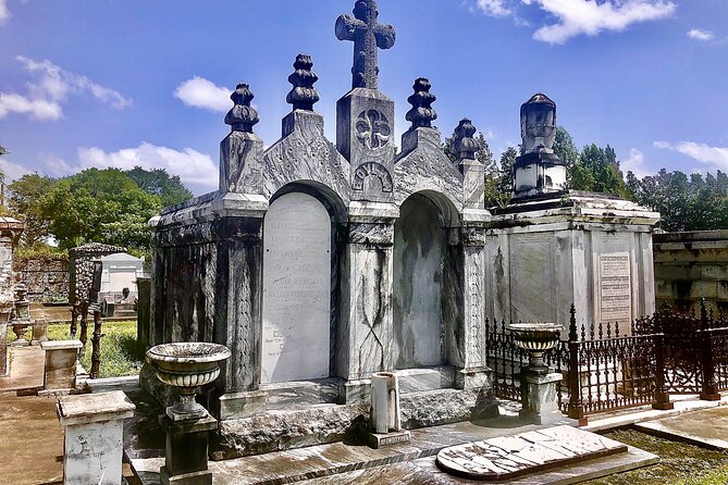 New Orleans Cemetery Walking Tour - The cemetery crossroads where multiple graveyards meet