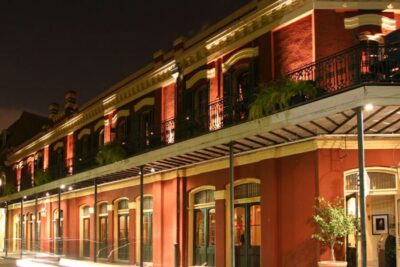 New Orleans: Five-in-One City Walking Tour - Two hours to get your bearings in the French Quarter