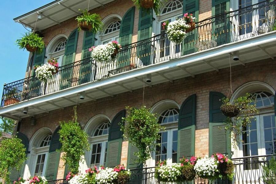 New Orleans: Five-in-One City Walking Tour - Lalaurie Mansion: the haunted-house stop people talk about