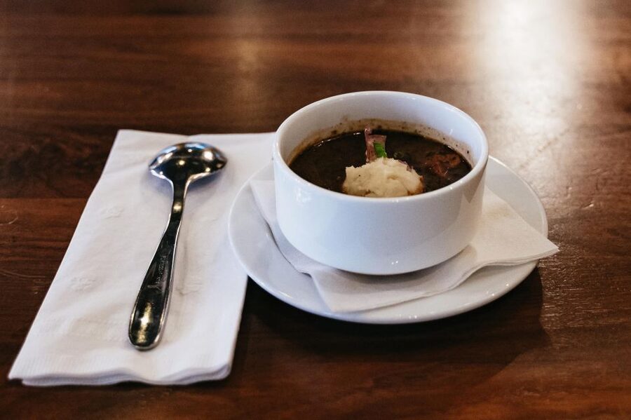 New Orleans: French Quarter Food History Walking Tour - Bananas Foster Bread Pudding: Sweet Finale, No Guesswork