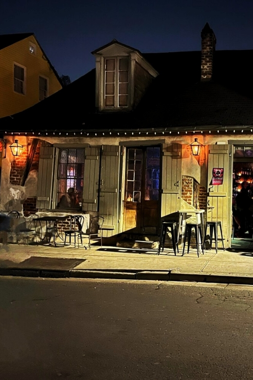 New Orleans Haunted Ghost, Voodoo & Vampire Walking Tour - French Quarter Ghosts, Vampires, and Vodou: What This 90-Minute Walk Feels Like