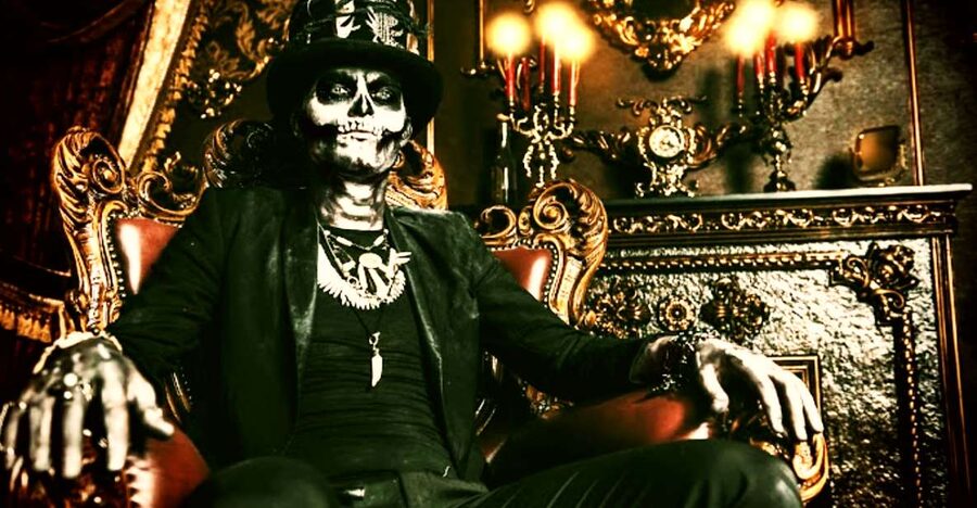 New Orleans Haunted Ghost, Voodoo & Vampire Walking Tour - Where You Begin: 311 Exchange Place and the Oddities Shop Starter