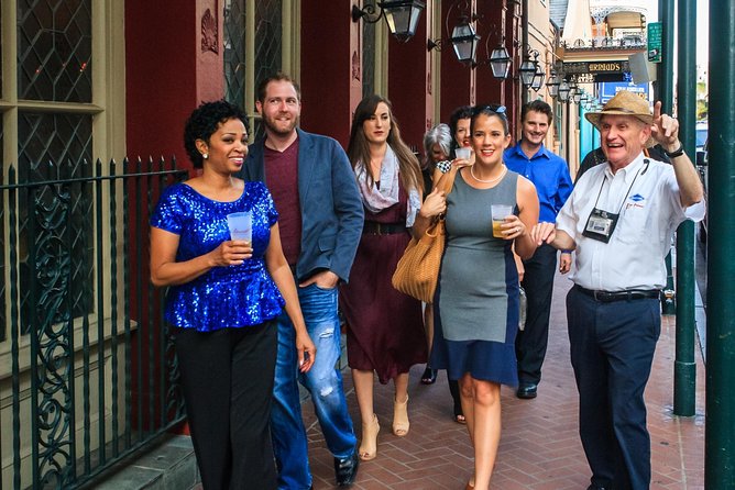 New Orleans Original Craft Cocktail Walking Tour - Stop 2: Court of Two Sisters’ courtyard mood