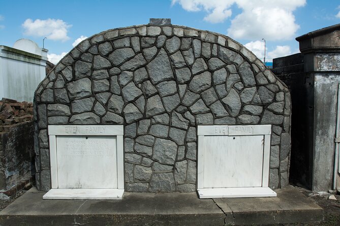New Orleans St. Louis Cemetery No. 3 Walking Tour - Mobile tickets, small groups, and finding the right vibe