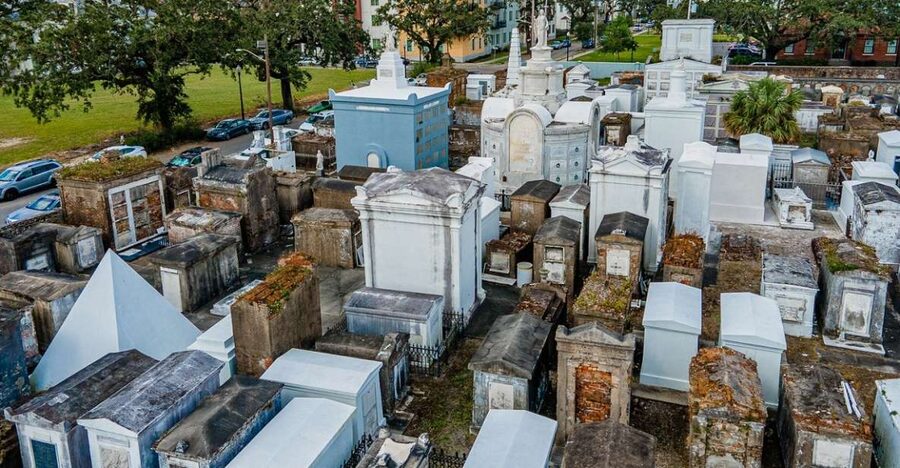 New Orleans: Walking Tour Inside St. Louis Cemetery No. 1 - Why St. Louis Cemetery No. 1 feels like a New Orleans-only experience