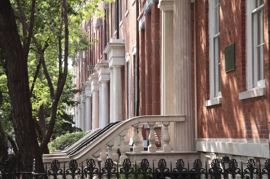 New York City: Greenwich Village Guided Walking Tour - Washington Square Park to MacDougal Street: The Village’s Writer-Artist Magnet