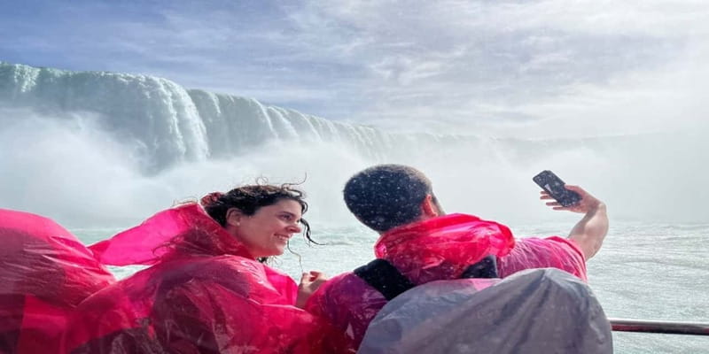 Niagara Falls: Walking Tour, Journey Behind Falls, & Cruise - Winter When the Boat Doesn’t Run: Butterfly Conservatory and Theatre Instead