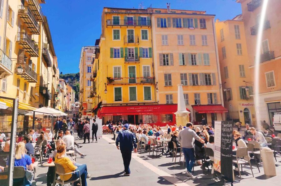 Nice Old Town and Castle Hill: Guided Cultural Walking Tour - Castle Hill: the climb, the payoff, and what to expect on the day