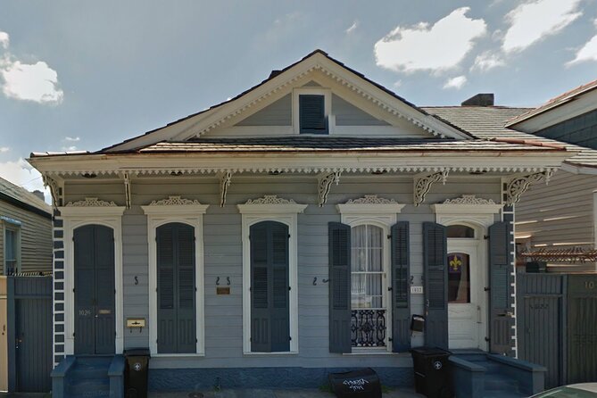 Nola Voodoo Walking Tour with High Priestess Guide in New Orleans - What Makes This Tour Feel Different in the Moment