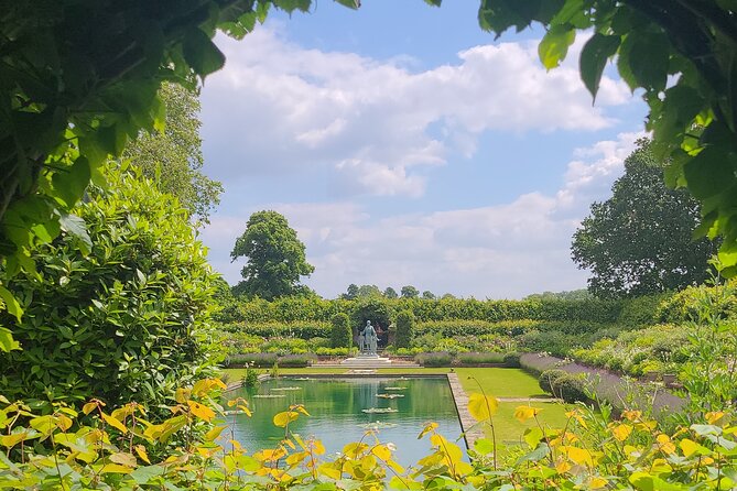 Notting Hill Walking Tour with Cream Tea - A 4-hour Notting Hill walk with cream tea value baked in
