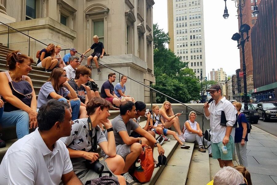 NYC: Brooklyn Bridge and Dumbo District Walking Tour - Key highlights you’ll feel right away