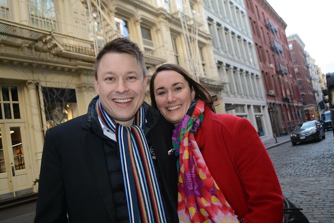 NYC Professional Photoshoot and Walking Tour with Private Guide - How the custom walking itinerary keeps you in control