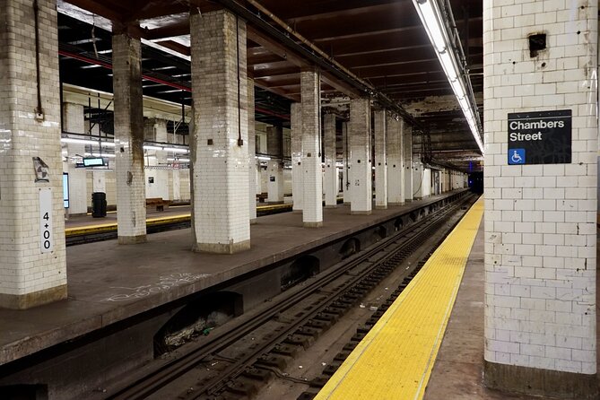 NYC Underground Subway Walking Tour - The 6 train ride and the “ghost station” factor