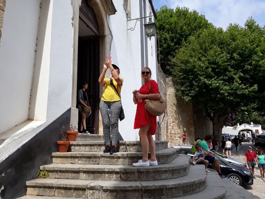 Óbidos: Medieval Tales & Secrets Spots Guided Walking Tour - The ginjinha stop: why the chocolate cup is the point
