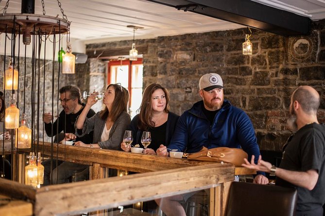 Old Quebec City Food Tour with 10+ Autentic Local Tastings - Stop-by-stop: what you’ll actually eat in Old Quebec