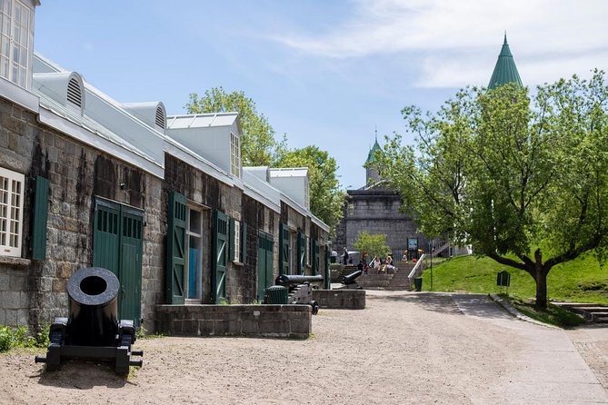 Old Quebec City Food Tour with 10+ Autentic Local Tastings - Who this Old Quebec food tour fits best