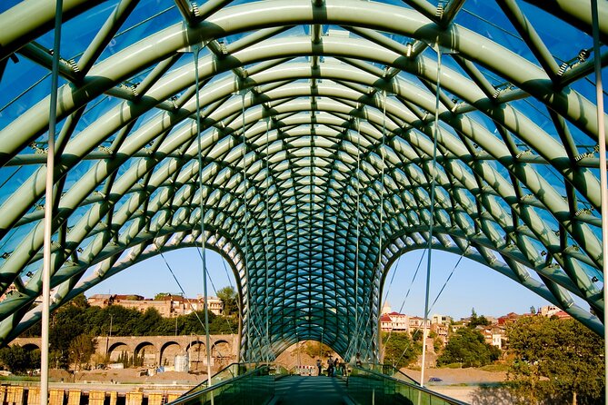 Old Tbilisi Tour: Private Walking Tour With Wine Tasting - Abanotubani sulphur baths: legend, steam, and the warm math of 47°C water