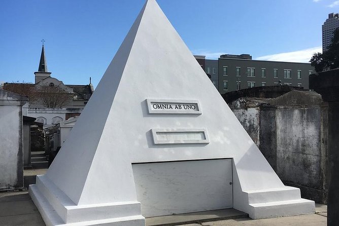 One Hour Saint Louis Cemetery Number One Walking Tour - Christian Denominations in the Cemetery Sections
