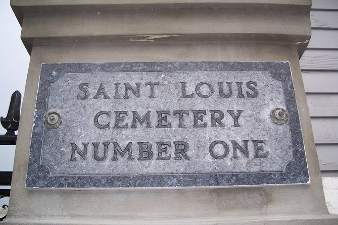 One Hour Saint Louis Cemetery Number One Walking Tour - Price and Value: Why $10 Works Here