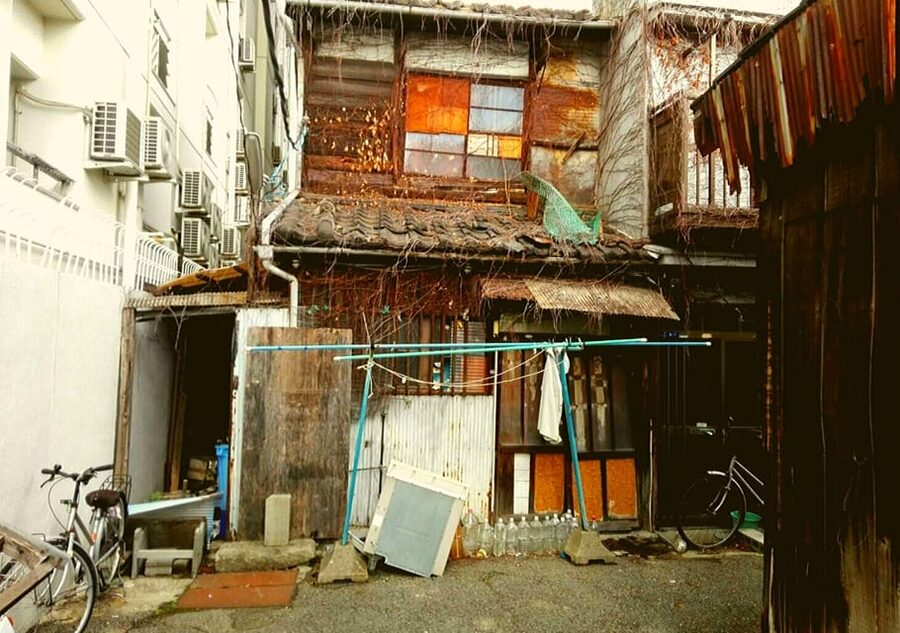 Osaka: Deep Backstreets Walking Tour with Dinner Option - Choosing the Taisho-era red light district: UNESCO-listed, preserved, and optional