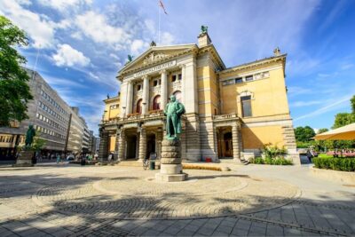 Oslo: City Highlights Walking Tour - Nobel Peace Center: a serious start before the sightseeing begins
