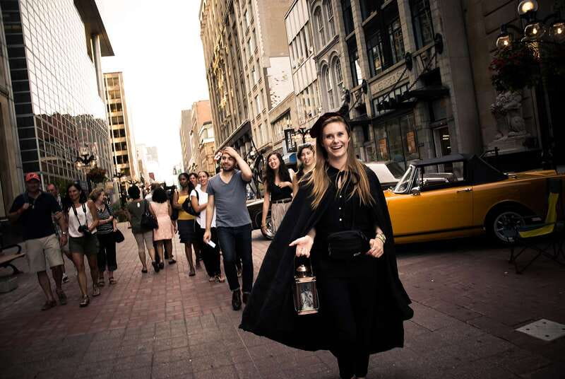 Ottawa: Haunted Night Walking Tour - Cloaked guide + lanterns: how the spooky atmosphere actually works