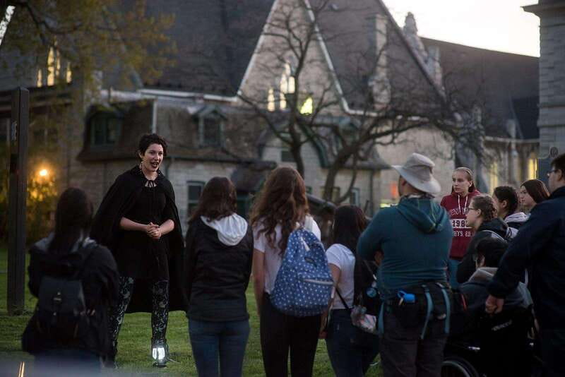 Ottawa: Haunted Night Walking Tour - A 75-minute route that turns Downtown Ottawa into a story