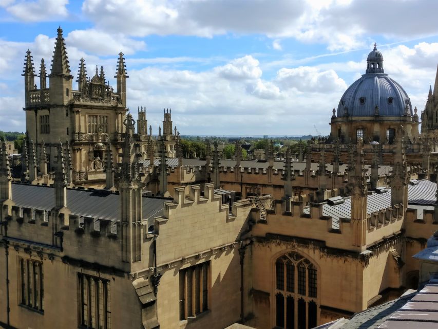 Oxford: Official University and City Walking Tour - Pubs, writers, and Inspector Morse: Oxford after-hours on a daytime walk