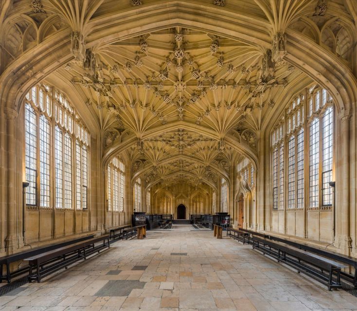 Oxford: University and City Walking Tour with Alumni Guide - Entrance fees and skip-the-line value: what you should expect to be covered