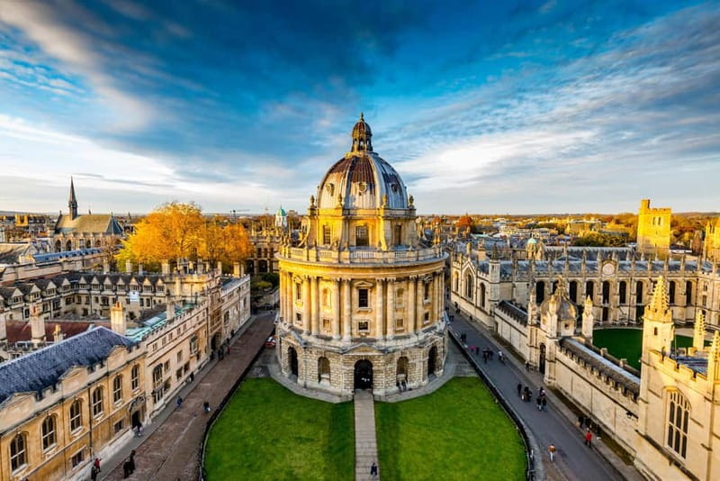 Oxford Walking Tour: Magic, University & Harry Potter Sites - Bridge of Sighs and Radcliffe Camera: the stops built for instant payoff