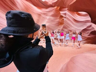 Page: Lower Antelope Canyon Walking Tour with Navajo Guide - Ken’s Tours meeting point and how the timing works in real life